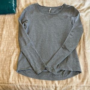Lululemon long sleeve shirt